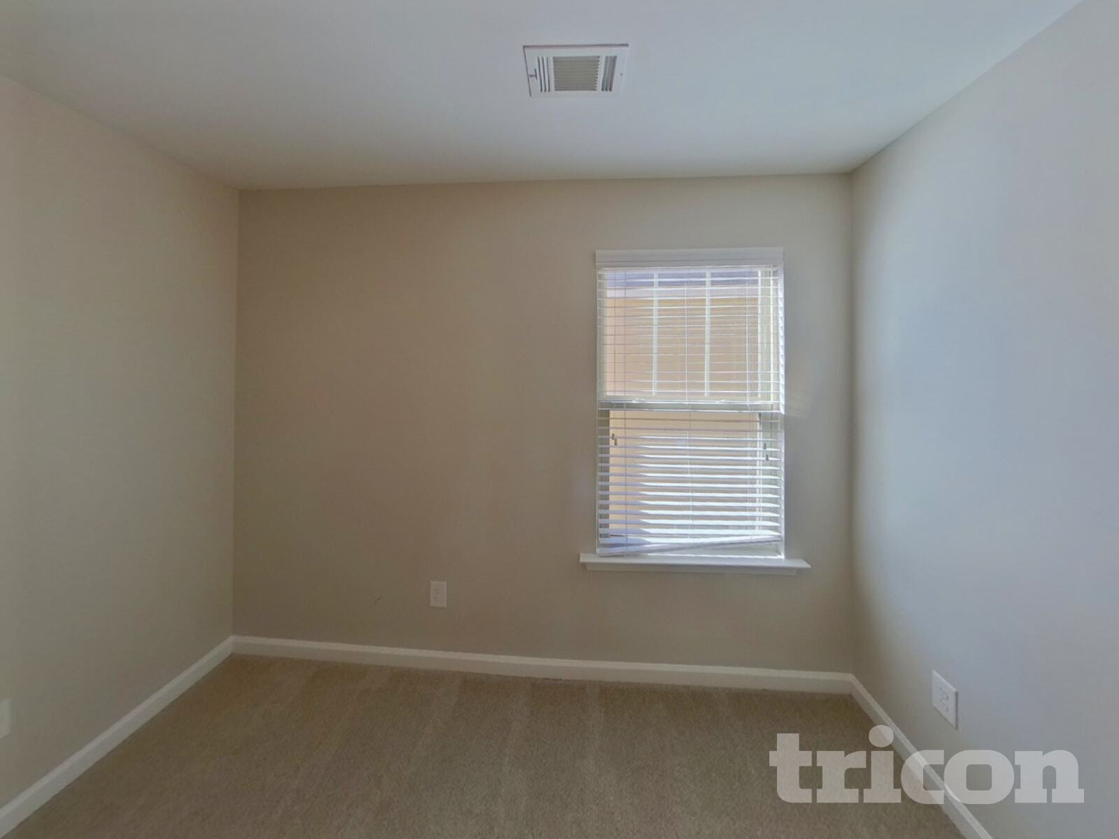 Building Photo - 500 Kirkland Dr