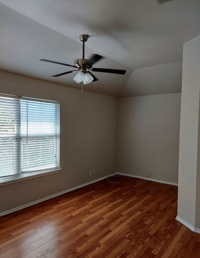 Building Photo - Charming two-story home in the Bluffs at W...