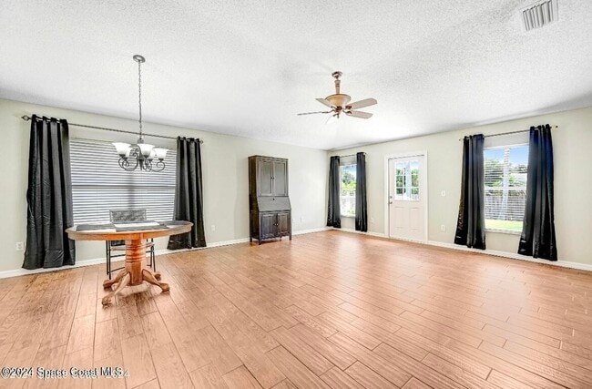 Building Photo - 2711 Stratford Pointe Dr