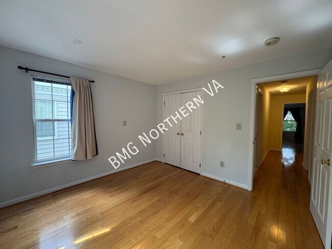 Building Photo - 1520 Northern Neck Dr