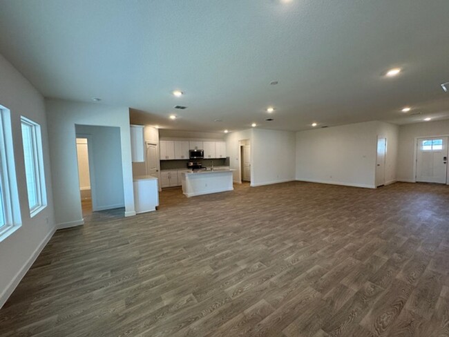 Building Photo - BRAND NEW 5 BR / 3 BA + Study - 2594 SF - ...