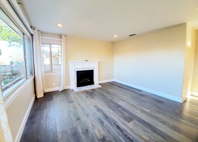 Building Photo - Stunning home in san mateo