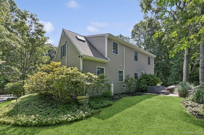 Building Photo - 1020 Monsell Ln