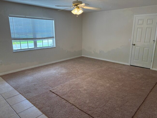 Building Photo - 381 Del Monte Rd