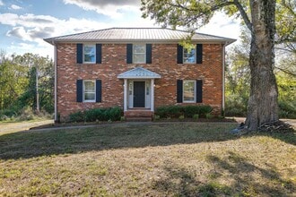 Building Photo - 1023 Chickasaw Trail