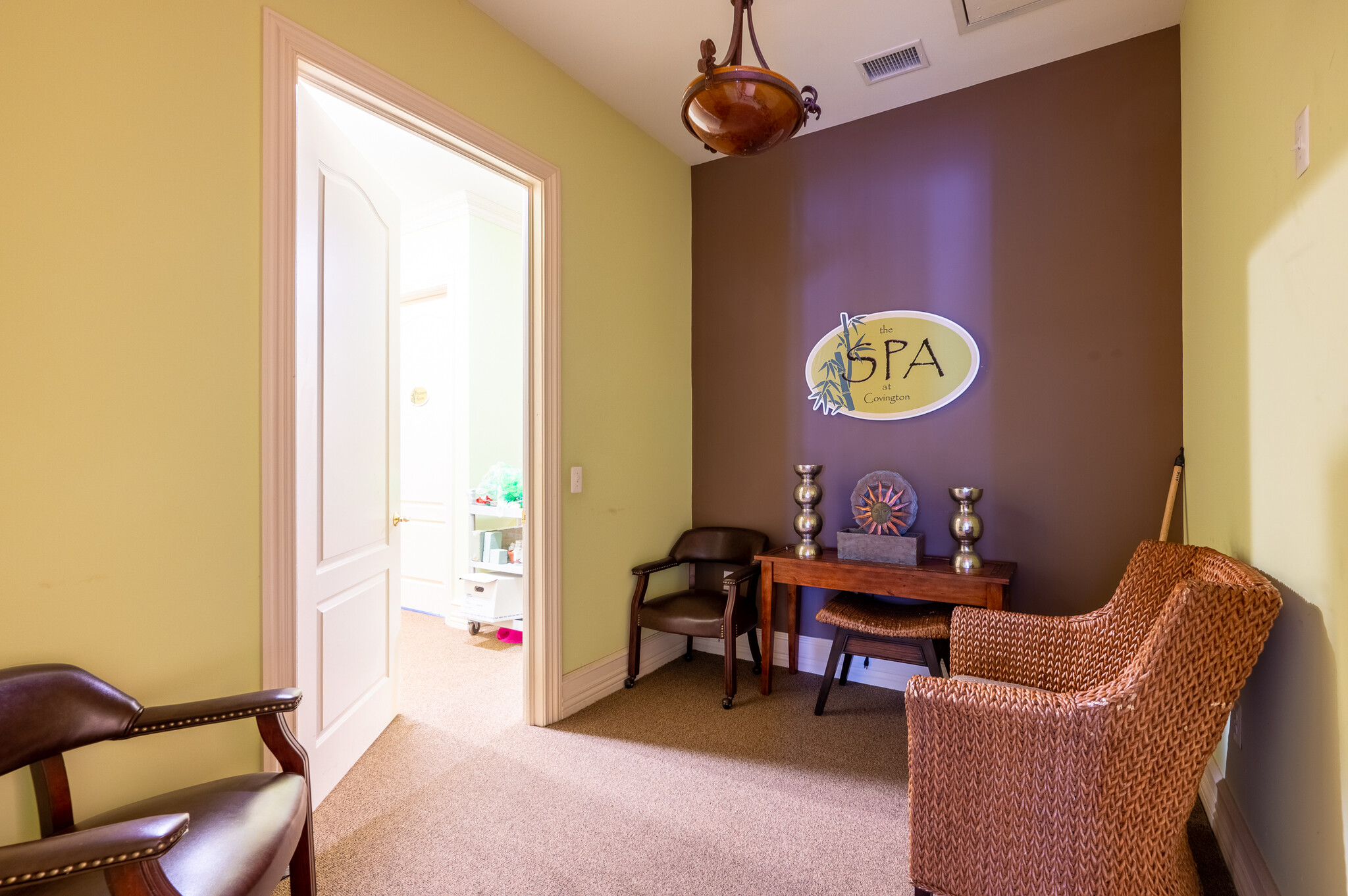 Covington Village Spa - 539 Sophee Ln