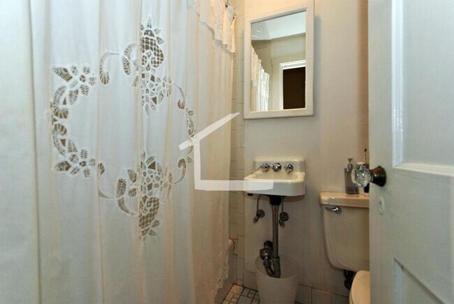 Building Photo - 1163 Commonwealth Ave