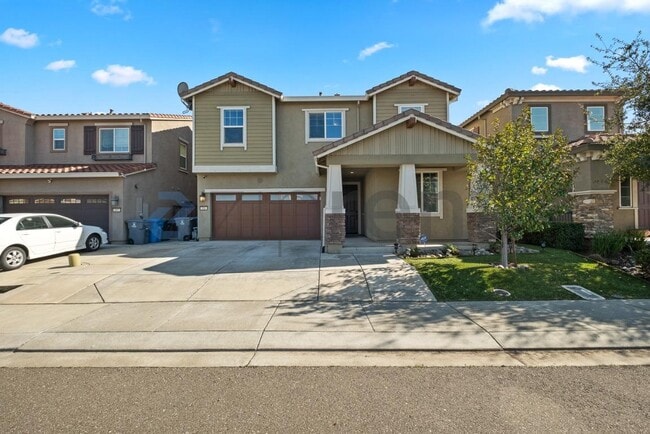 Building Photo - 551 Sawyer Dr