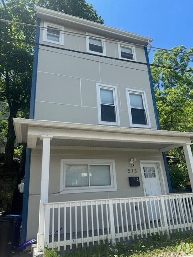 Building Photo - Stunning Fully Remodeled Home in Friendshi...