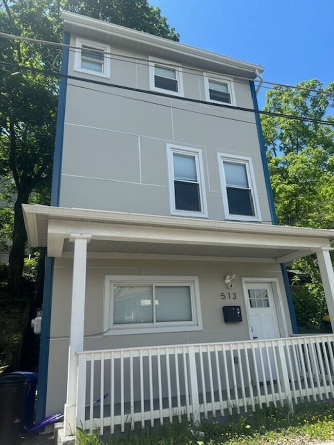 Primary Photo - Stunning Fully Remodeled Home in Friendshi...