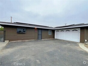 Building Photo - 9228 Oleander Ave