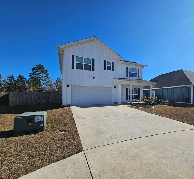 Building Photo - 5825 Danbury Blvd