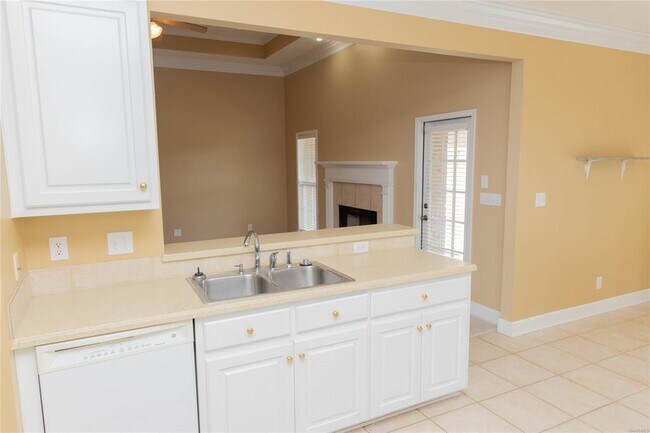 Building Photo - 9541 Lochworth Ct