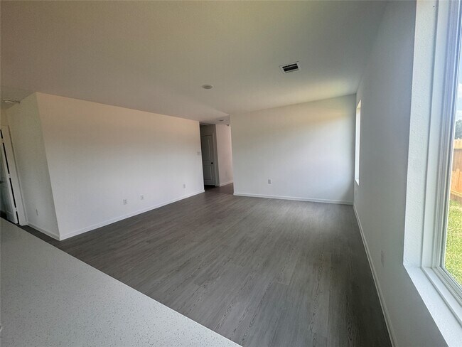 Building Photo - 25668 Rose Creek Dr