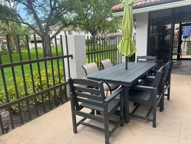 Building Photo - 364 Prestwick Cir