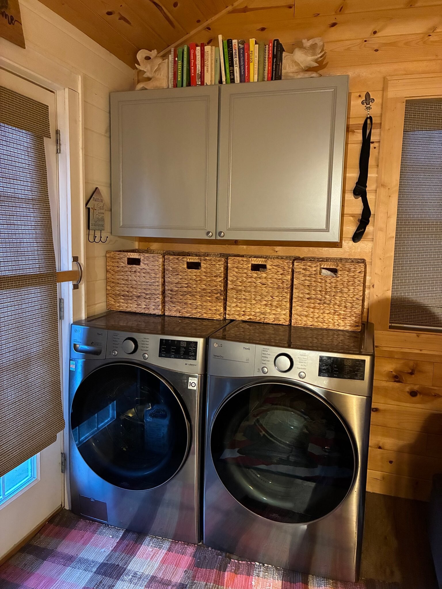 Building Photo - 111 Sunrise Ln