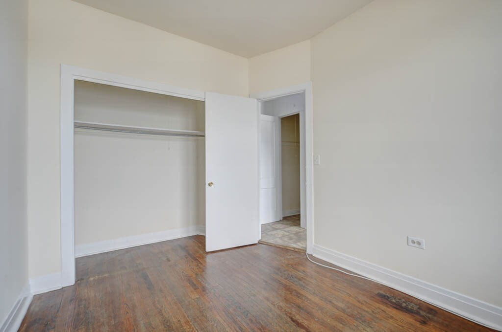 Building Photo - 2638 N Milwaukee Ave