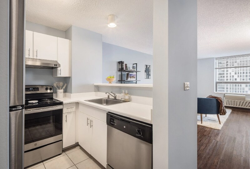 Primary Photo - 454 E Ohio St