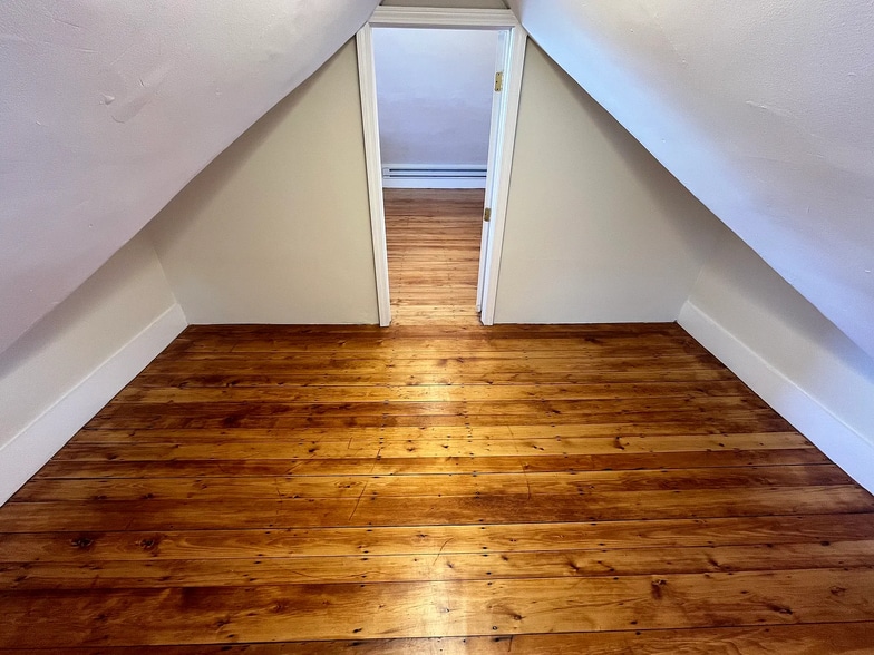 Building Photo - 29 Watts St