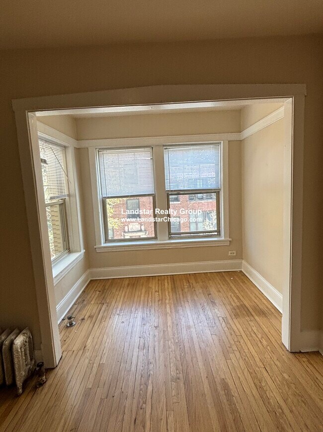 Building Photo - 552 Elmwood Ave