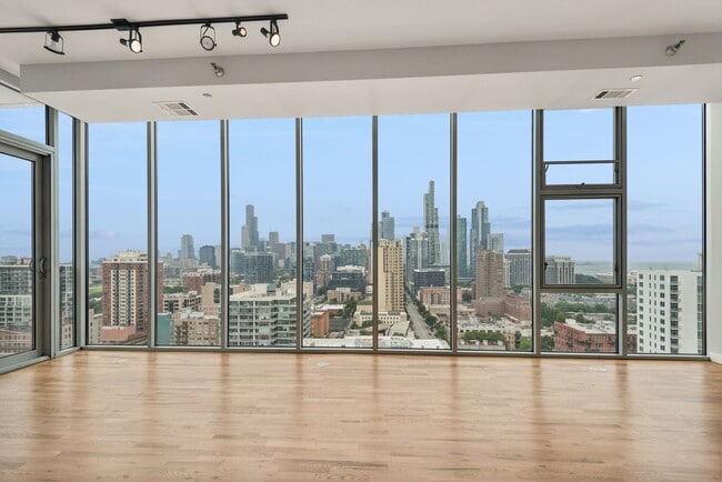 Building Photo - 1720 S Michigan Ave