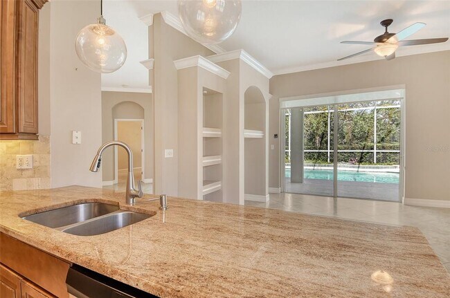 Building Photo - 5001 Sturbridge Ct
