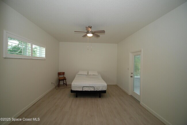 Building Photo - 626 Brockton Way