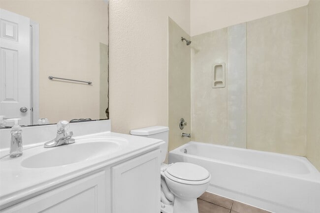 Building Photo - 6003 Decker Ridge Ct