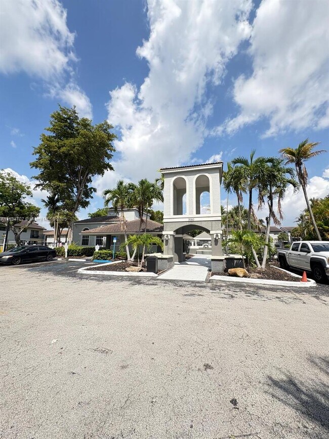 Primary Photo - 7230 NW 179th St