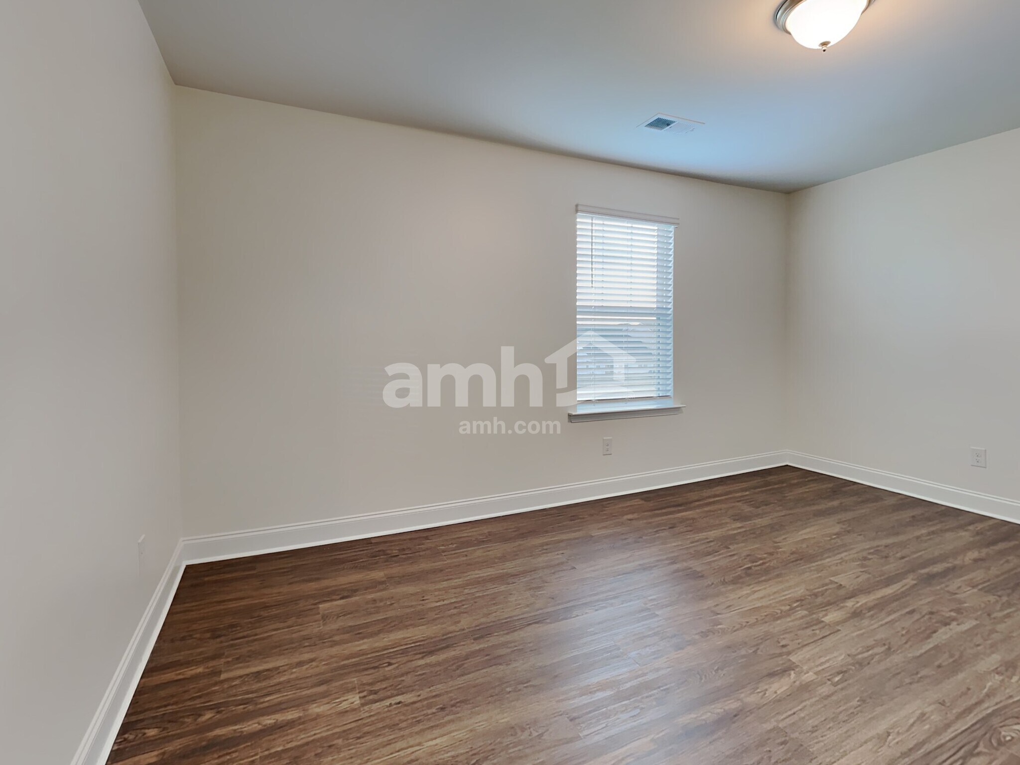 Building Photo - 215 Gershon Wy