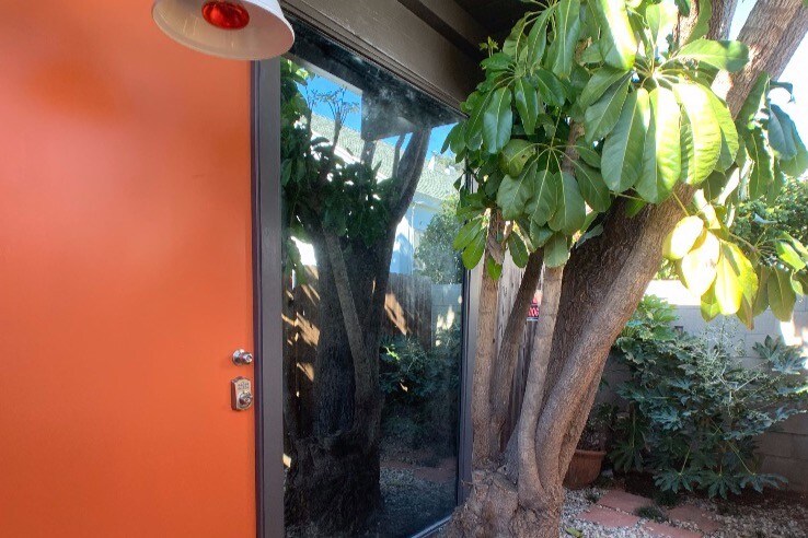 Front door - 4317 Westlawn Ave