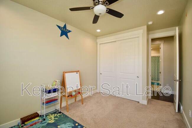 Building Photo - 2101 Plum Harvest Way