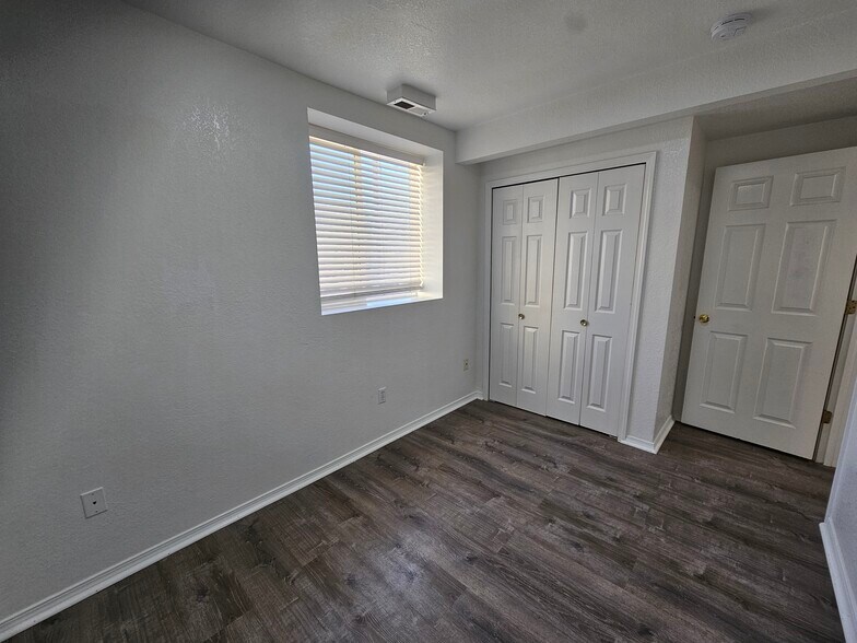 Building Photo - 525 N 20th St