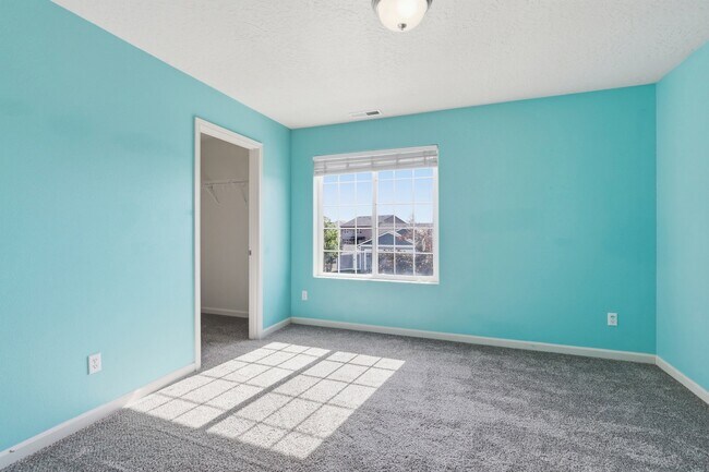 Building Photo - 7610 S Dour St