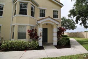 Building Photo - 170 SW Peacock Blvd