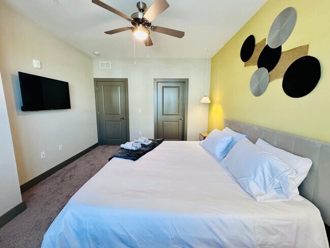 Building Photo - 9276 Vintage Hills Way