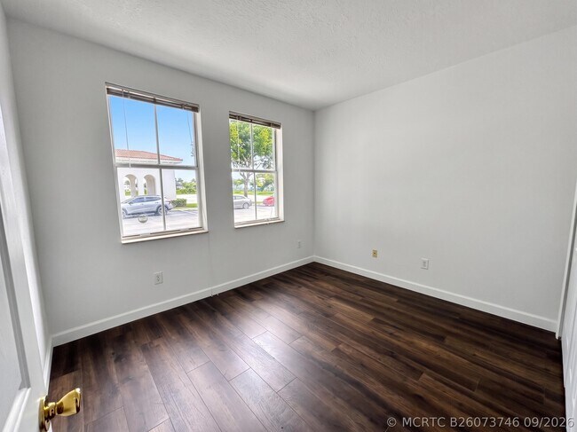 Building Photo - 15503 SW 40th St