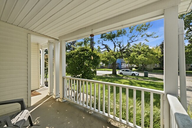 Building Photo - 908 Shroyer Rd