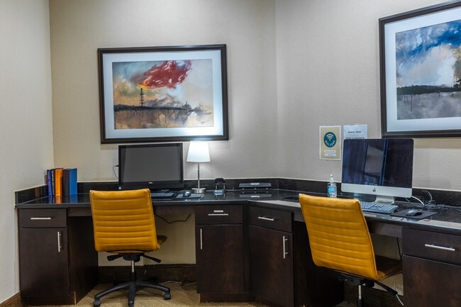 Business Center - Midway Station
