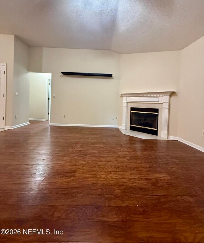 Building Photo - 3150 Highland Grove Dr