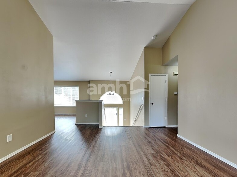 Building Photo - 21211 47th Ave E