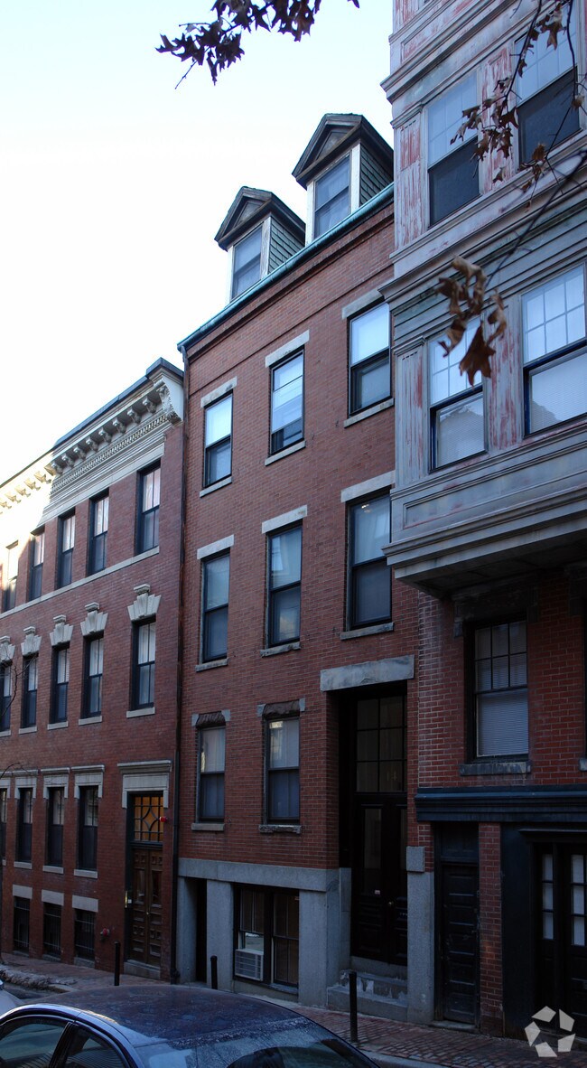 14 S Russell St 14 S Russell St Boston MA 02114 Apartment Finder