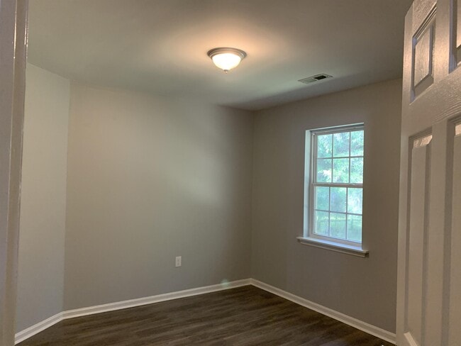 Building Photo - 12618 Delman Ln