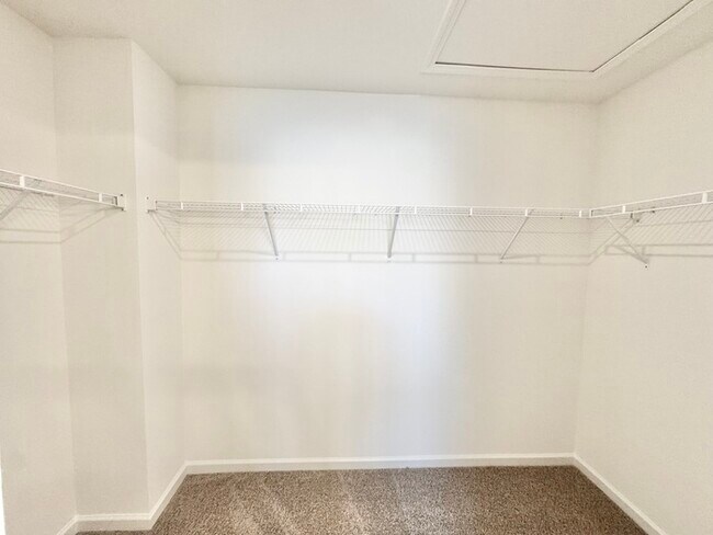 Building Photo - BRAND NEW 3bd/2.5 BATH HOME- Kensington Co...