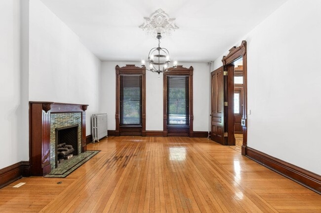 Building Photo - Huge Brick House in Victorian Village/Short North, Beautiful Woodwork 3 Car Garage and Swimming pool