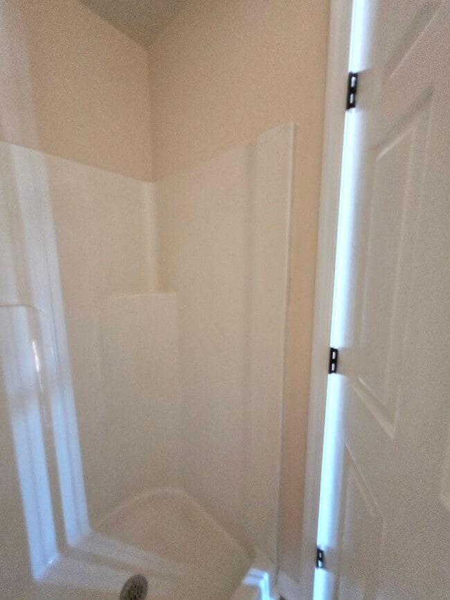 Building Photo - 1405 Bantry Ln