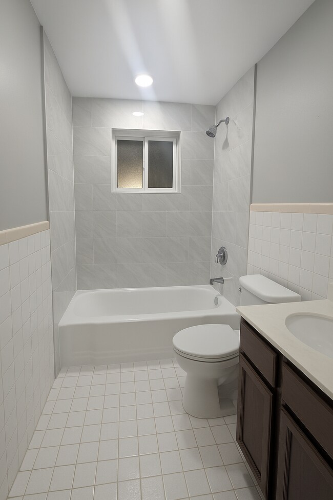 Building Photo - 4309 Mobile Ave