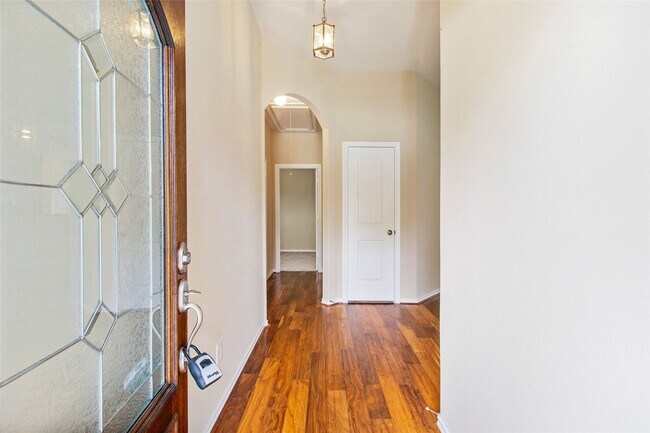 Building Photo - 8746 Sunny Gallop Dr