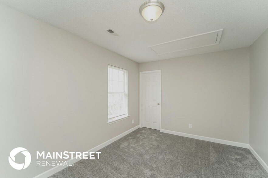 Building Photo - 524 Lightspun Ln