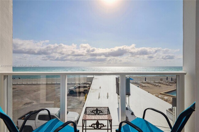 Building Photo - 3505 S Ocean Dr